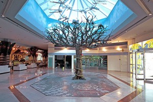 crown-plaza-hotel-eilat-lobby