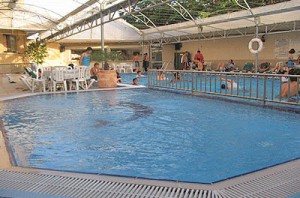 melony-village-hotel-eilat-pool3
