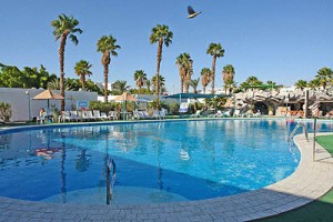 eilat-americana-hotel-pool