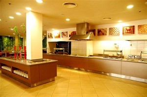 golden-tulip-privilege-kitchen