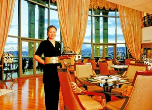 hilton-queen-of-sheba-dinning-room