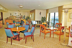 hilton-queen-of-sheba-dinning-room3